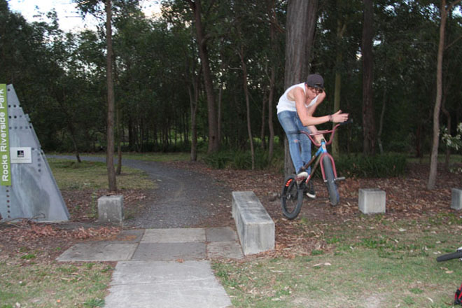 brisbane seek and win september winner