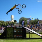 kie superman seat grab