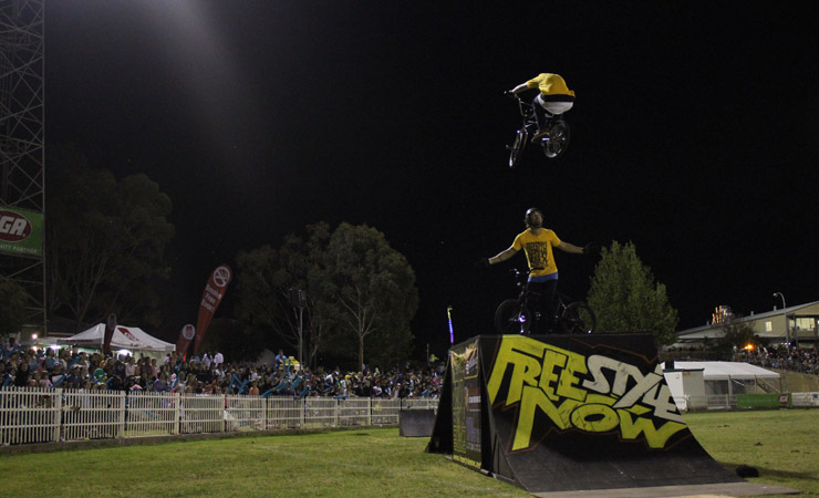 royal show night 8 2012 dylan over brad