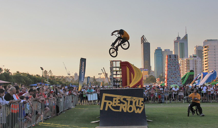 Freestyle Now bmx stunt show - Australia Day Perth Esplanade - David Pinelli