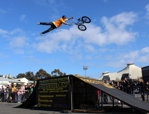 Freestyle Now BMX stunt shows – National 4×4 outdoors show – Melbourne